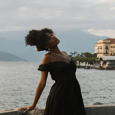 Elizabeth House * Varenna