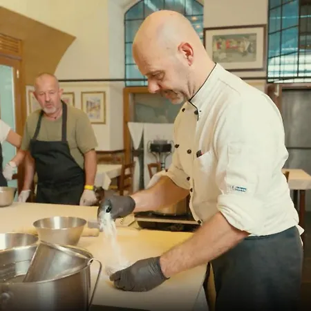 Elizabeth House * Varenna