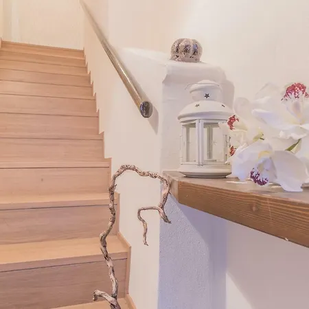 Elizabeth House Apartament *