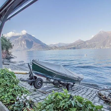 Elizabeth House דירה