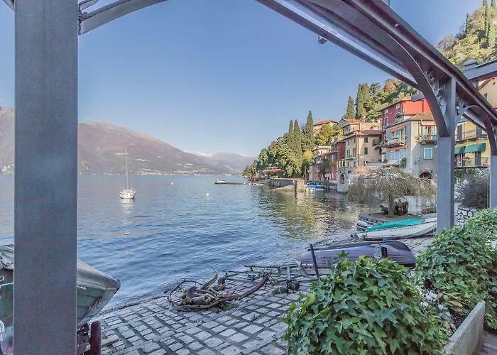 Elizabeth House * Varenna
